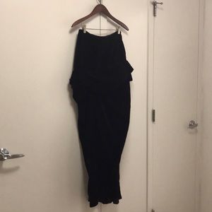 Morgane Le Fay black velvet maxi skirt size small